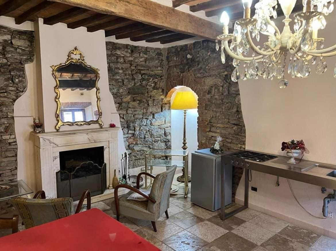 La Piazzetta Toscana B&B Campiglia Marittima Exterior photo
